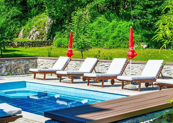 Natura By Interhome Vikendica Icici
